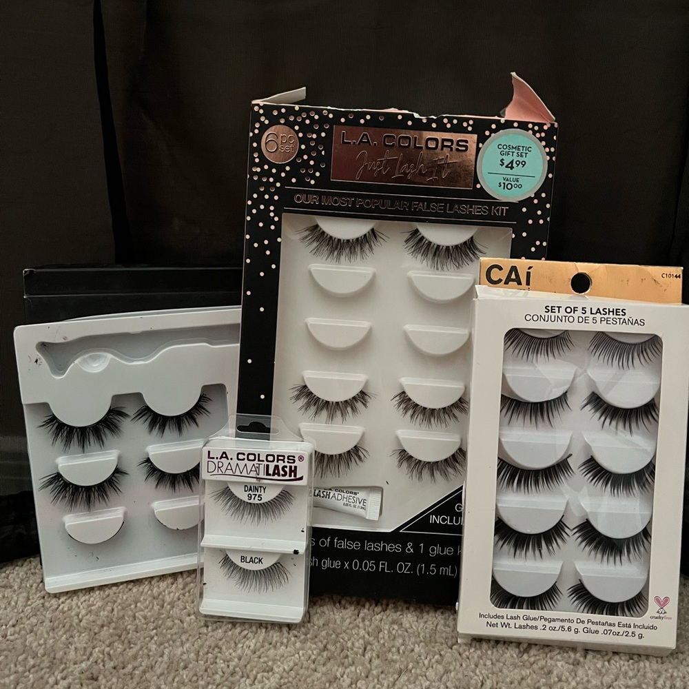 These lashes aren’t but only those that are missing.